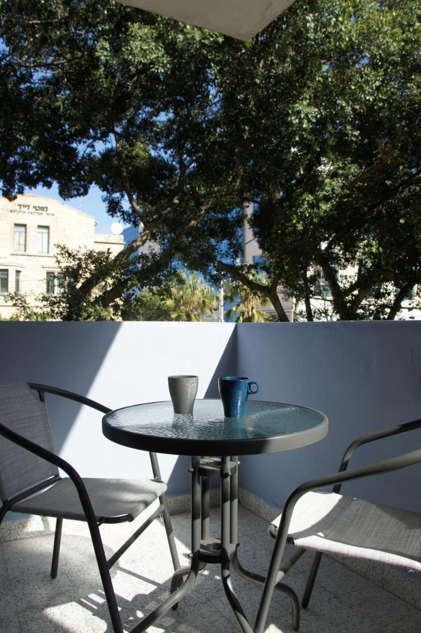 City Hall Hostel Haifa Eksteriør billede