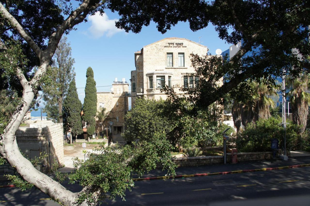 City Hall Hostel Haifa Eksteriør billede